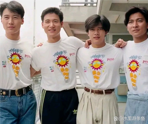 四大队荣耀归来：王者荣耀KPL夏季赛版本答案深度解析
